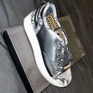 Valentino Dalia Platform sneakers.